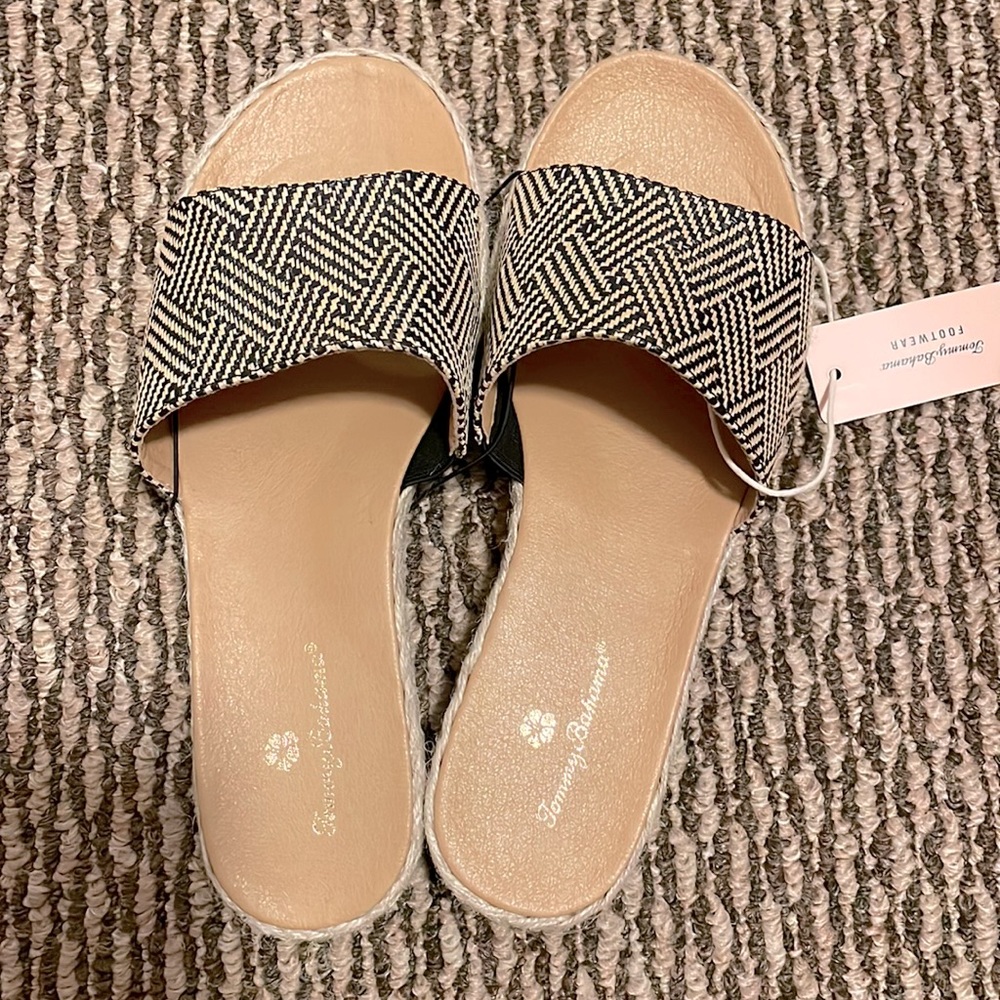 NWOB! Tommy Bahama Slides